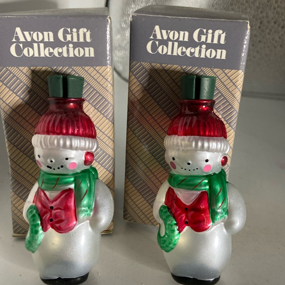 Avon Snowman glass light cover NIB never used Directions included
